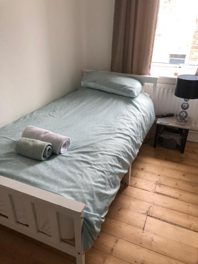 Amble Harbour Retreats Hotel Екстериор снимка