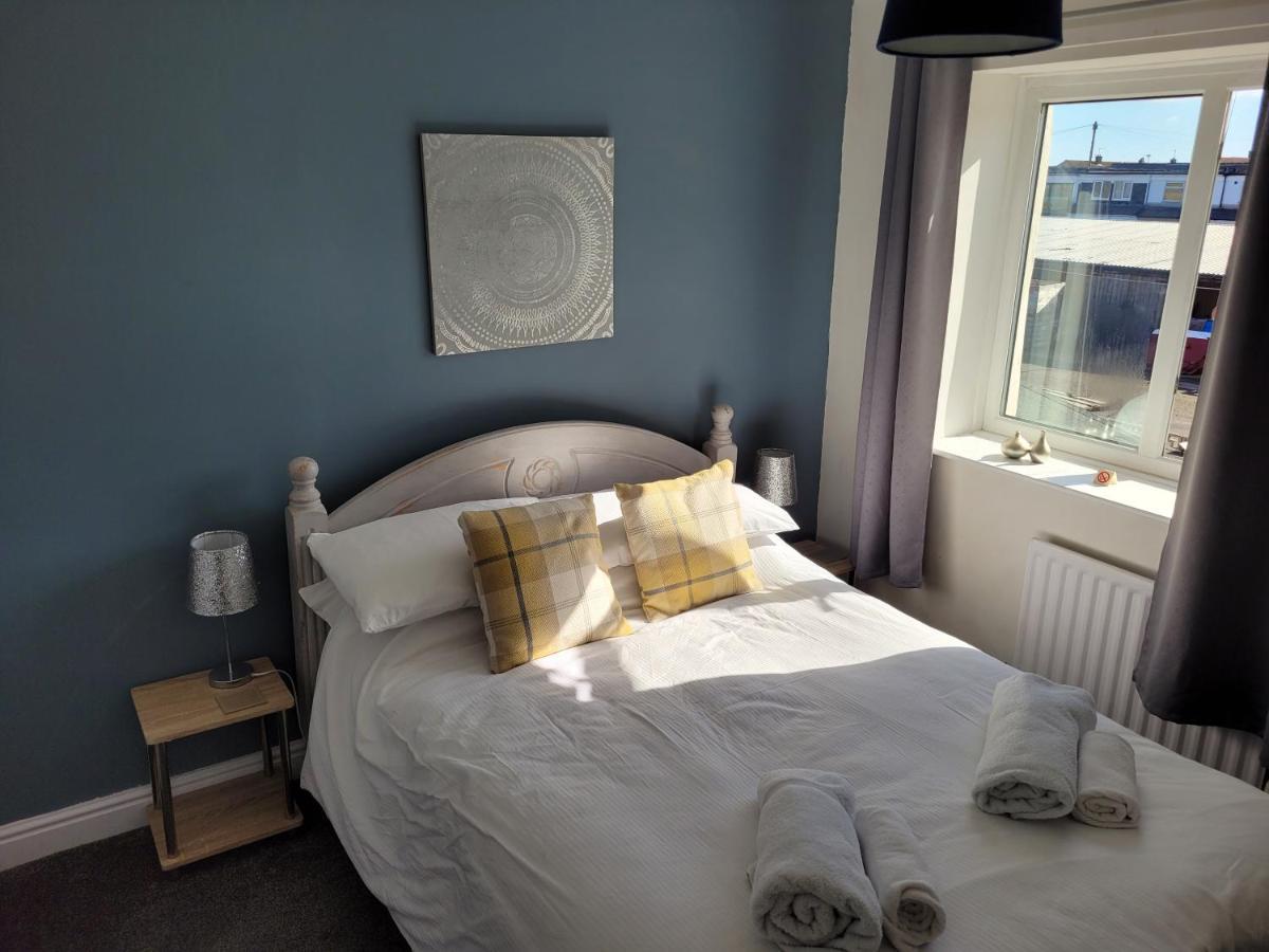 Amble Harbour Retreats Hotel Екстериор снимка