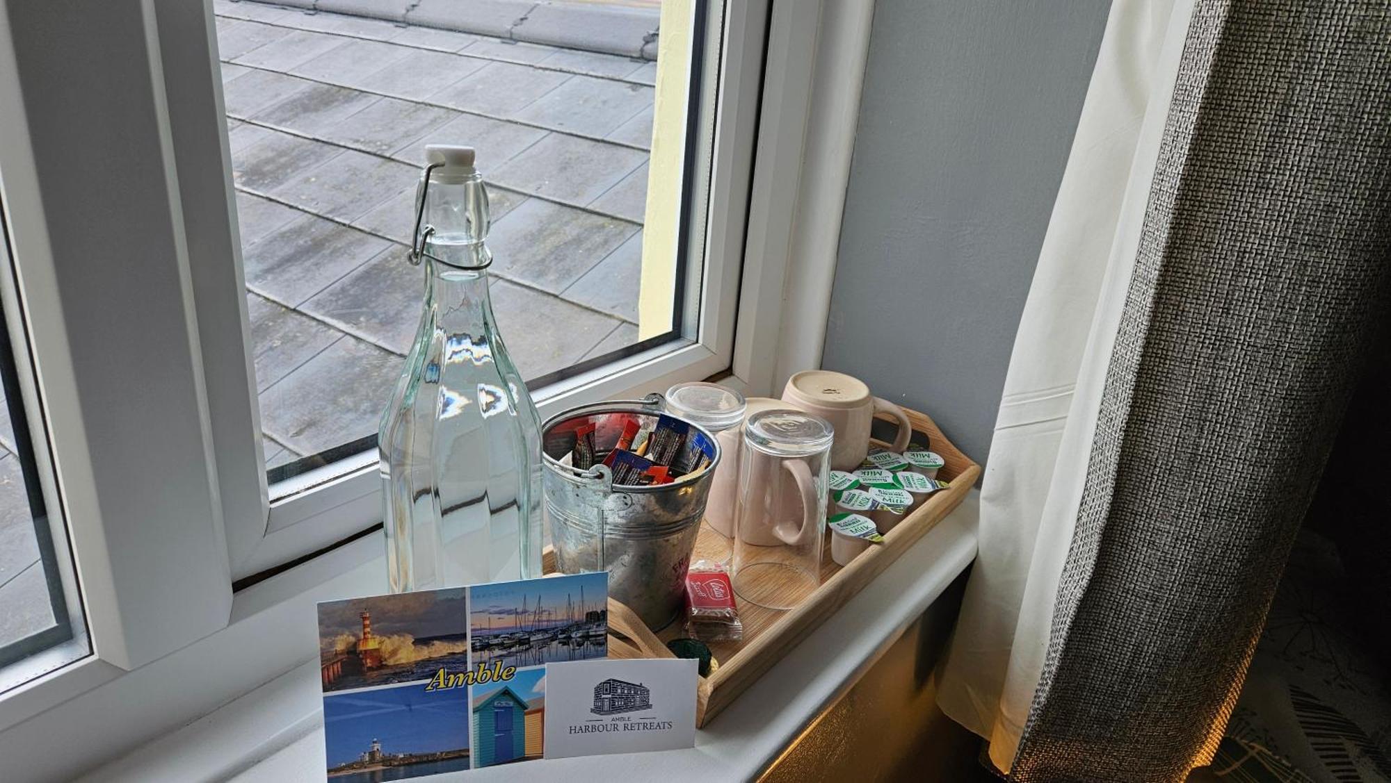 Amble Harbour Retreats Hotel Екстериор снимка