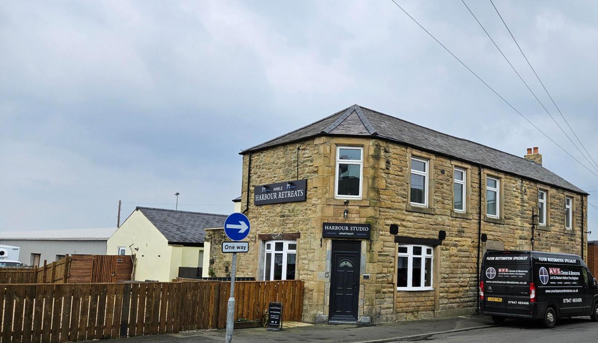 Amble Harbour Retreats Hotel Екстериор снимка
