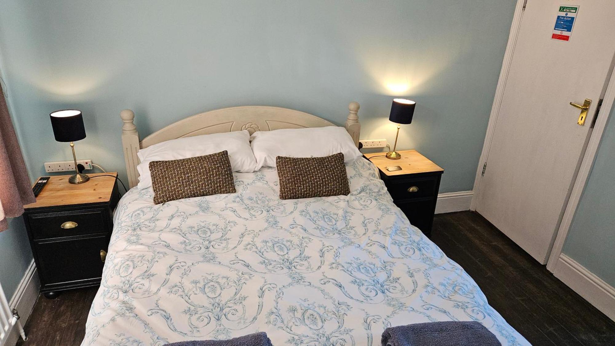 Amble Harbour Retreats Hotel Екстериор снимка