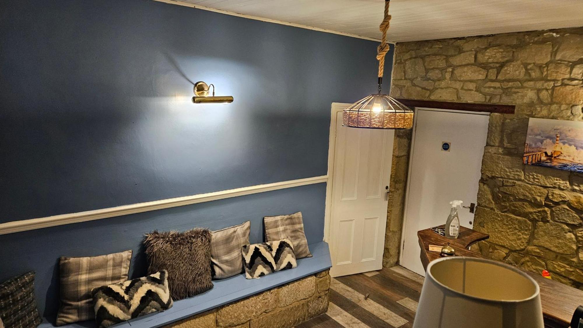 Amble Harbour Retreats Hotel Екстериор снимка