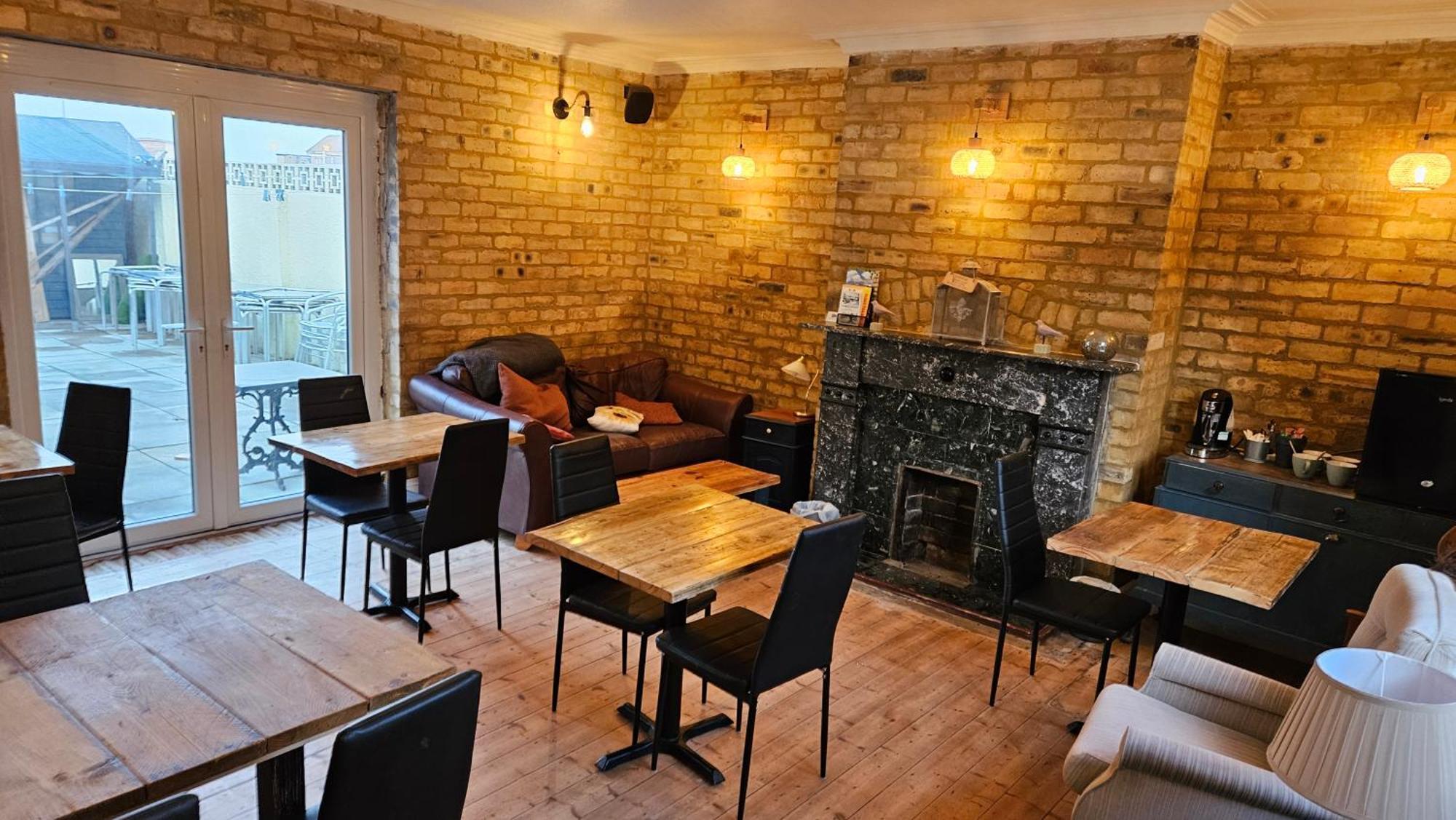 Amble Harbour Retreats Hotel Екстериор снимка